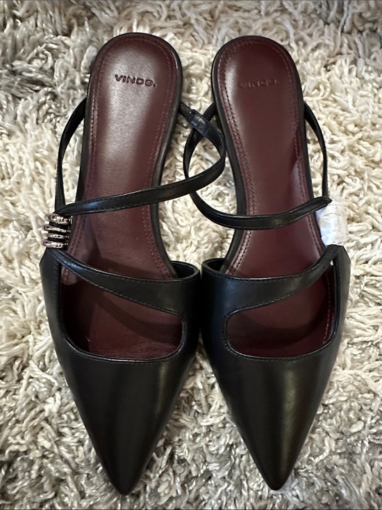Vince Shoes - VINCE Black Leather Pointed-Toe Mule